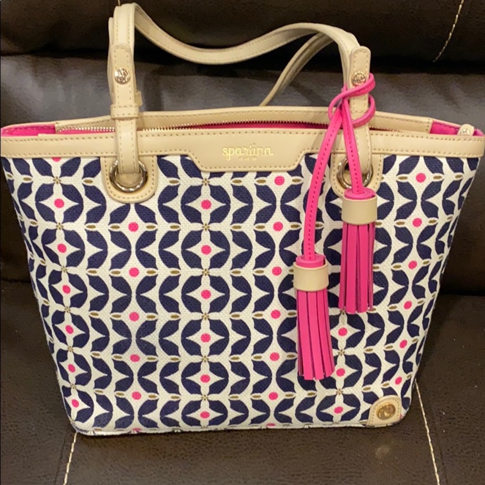 Island Tote